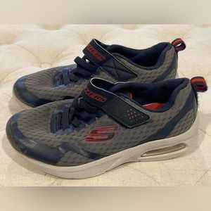 🟢2/$15 Skechers Sneakers, Boys Size 2, Blue & Red